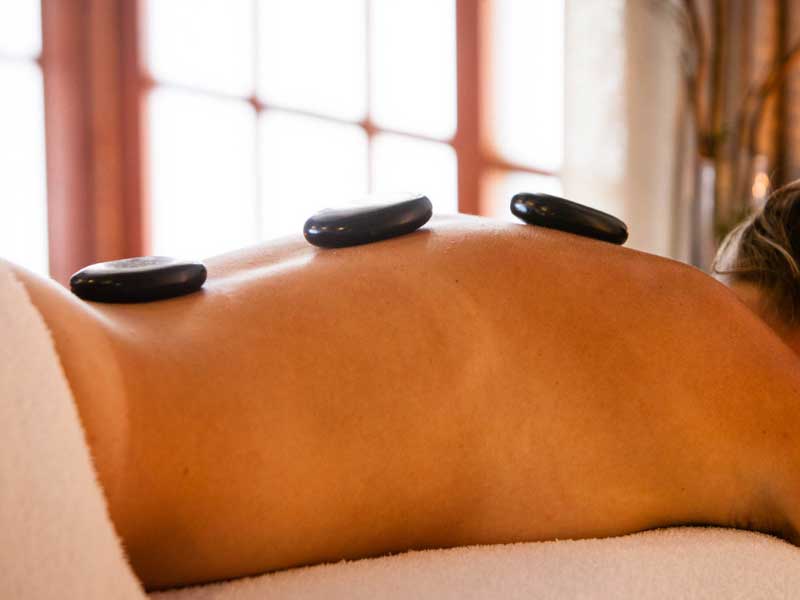 hot stones massage (90 minutes)